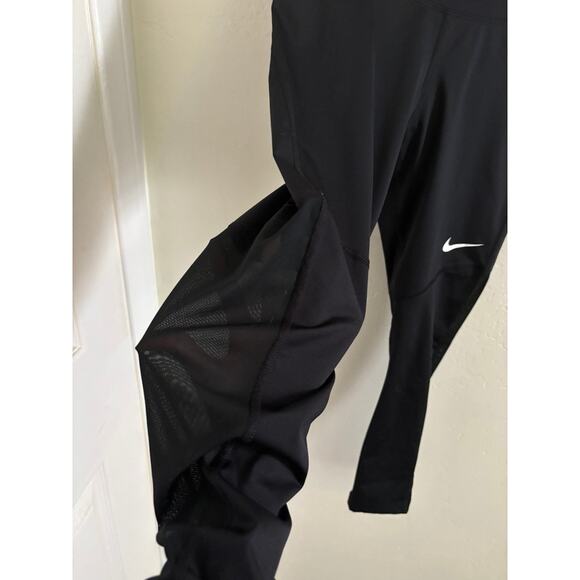 Nike Leggings Women’s Small Black Pirate Net Dri-Fit Fly Victory Capri Mesh - Picture 4 of 11